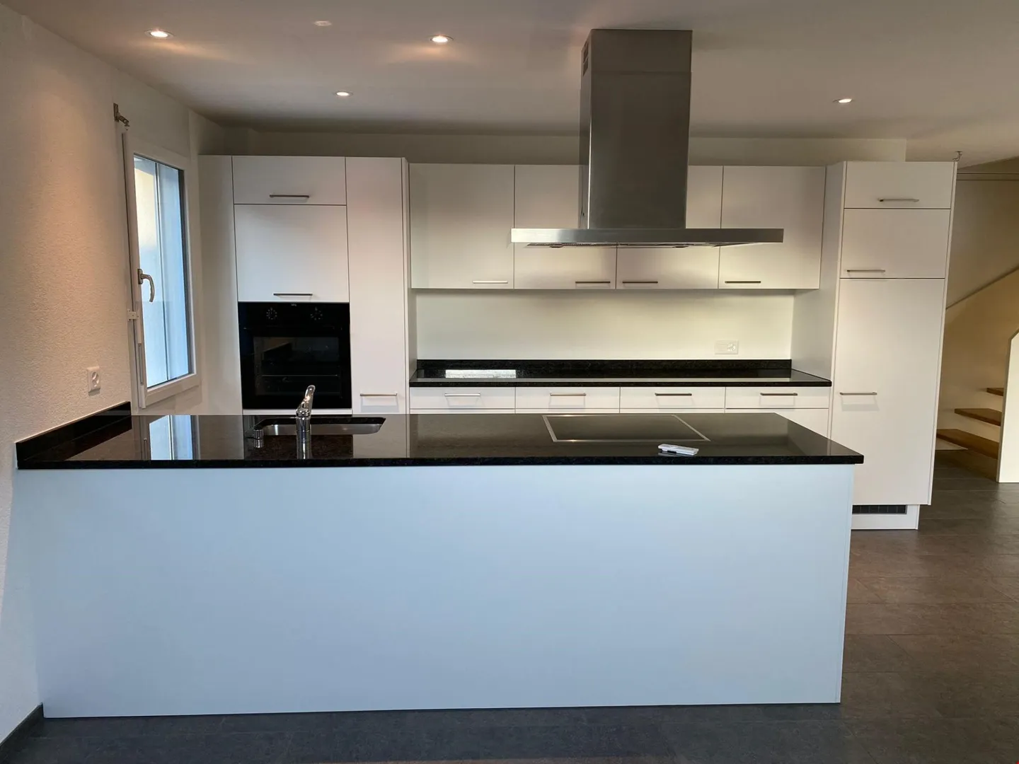 Moderno appartamento duplex di 4,5 locali con grande balcone - Foto 5 di 13