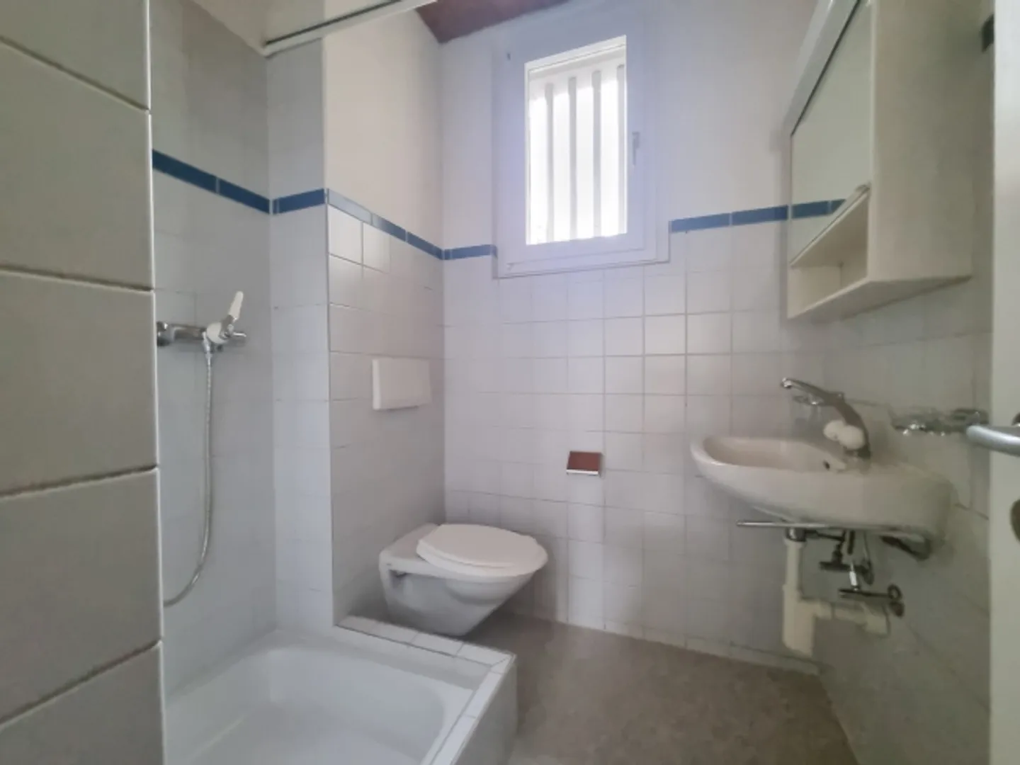 «Ici se termine votre recherche d'appartement!» - Photo 4 sur 4