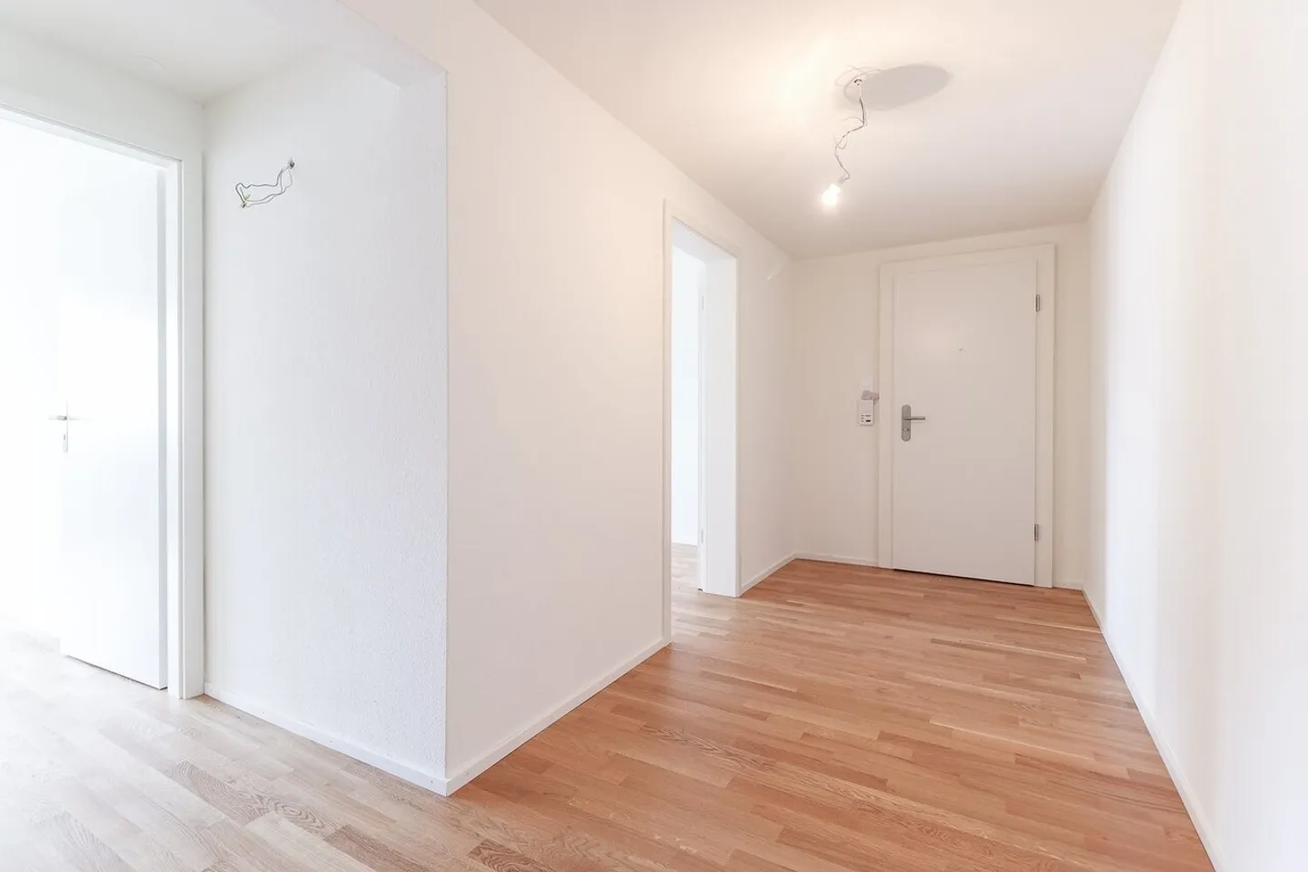 Appartement à louer - Photo 3 sur 9