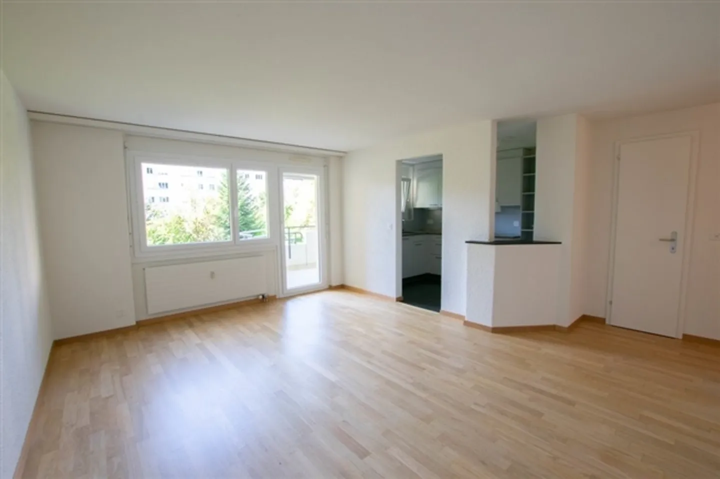 Charmante Wohnung mit Balkon - Foto 1 von 8