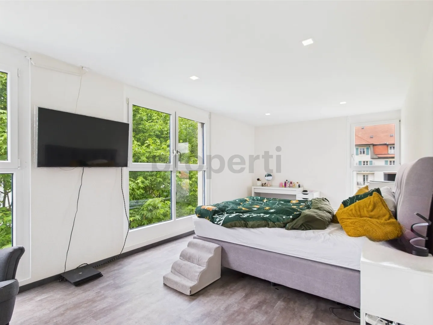 Comfort moderno per tutta la famiglia - Spazioso appartamento di 4,5 stanze in centro - Foto 5 di 8
