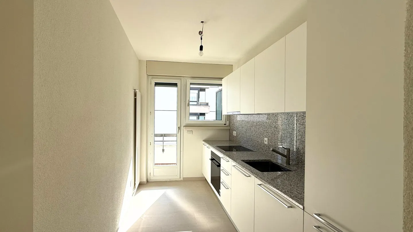 BRIGHT APARTMENT IN VIGANELLO - Photo 2 of 11