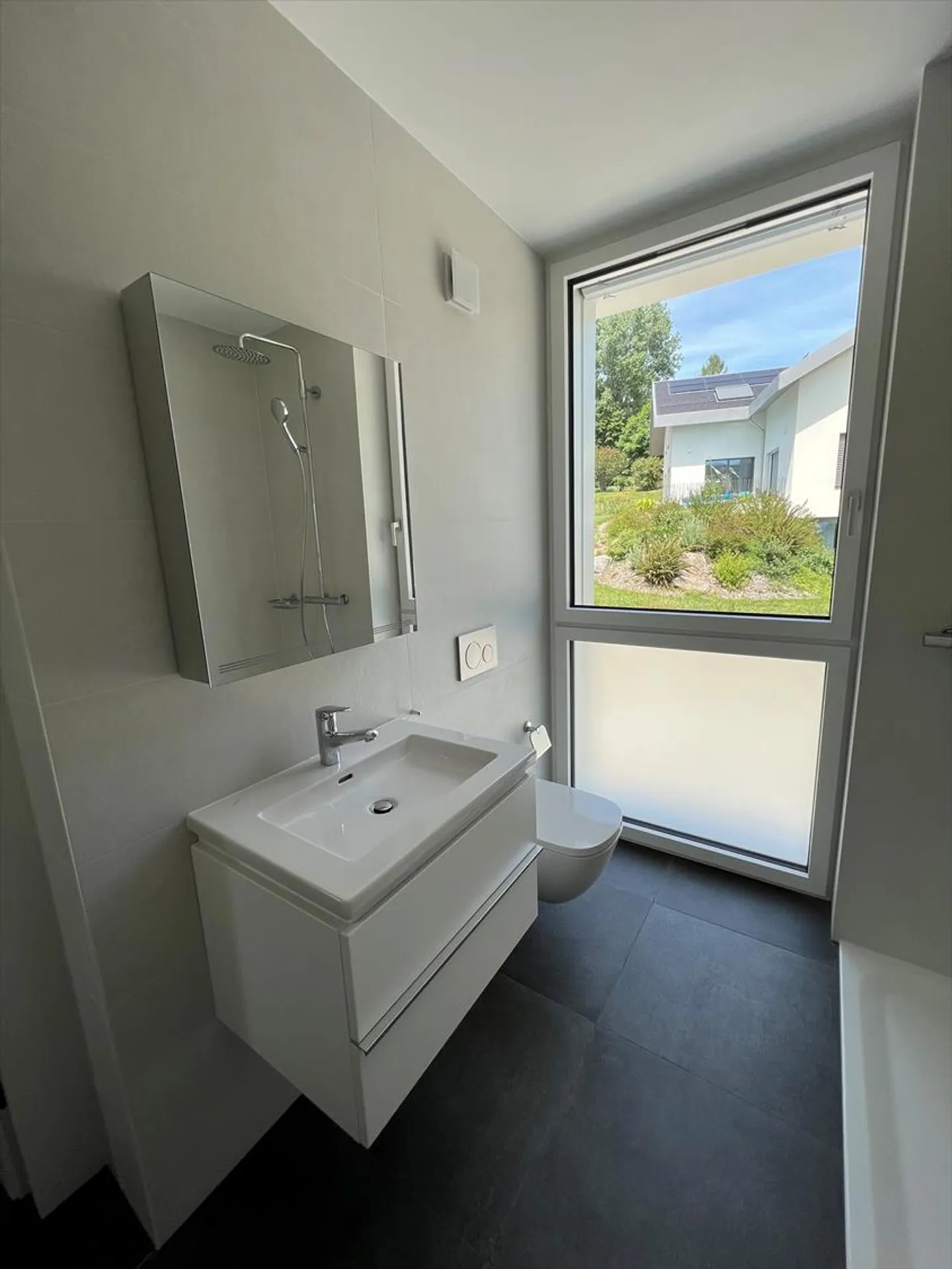 New high-end construction, magnificent 5.5-room duplex apartment - Photo 5 of 13