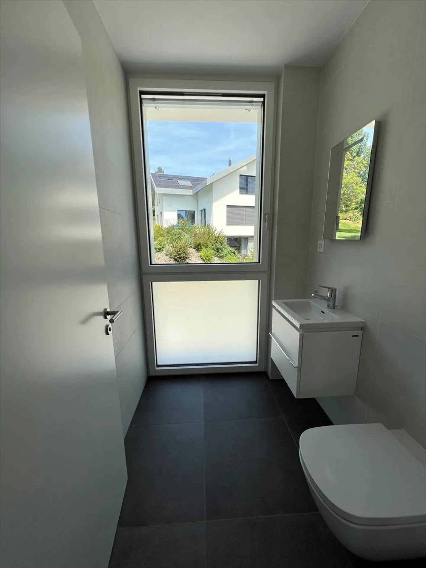 New high-end construction, magnificent 5.5-room duplex apartment - Photo 4 of 13