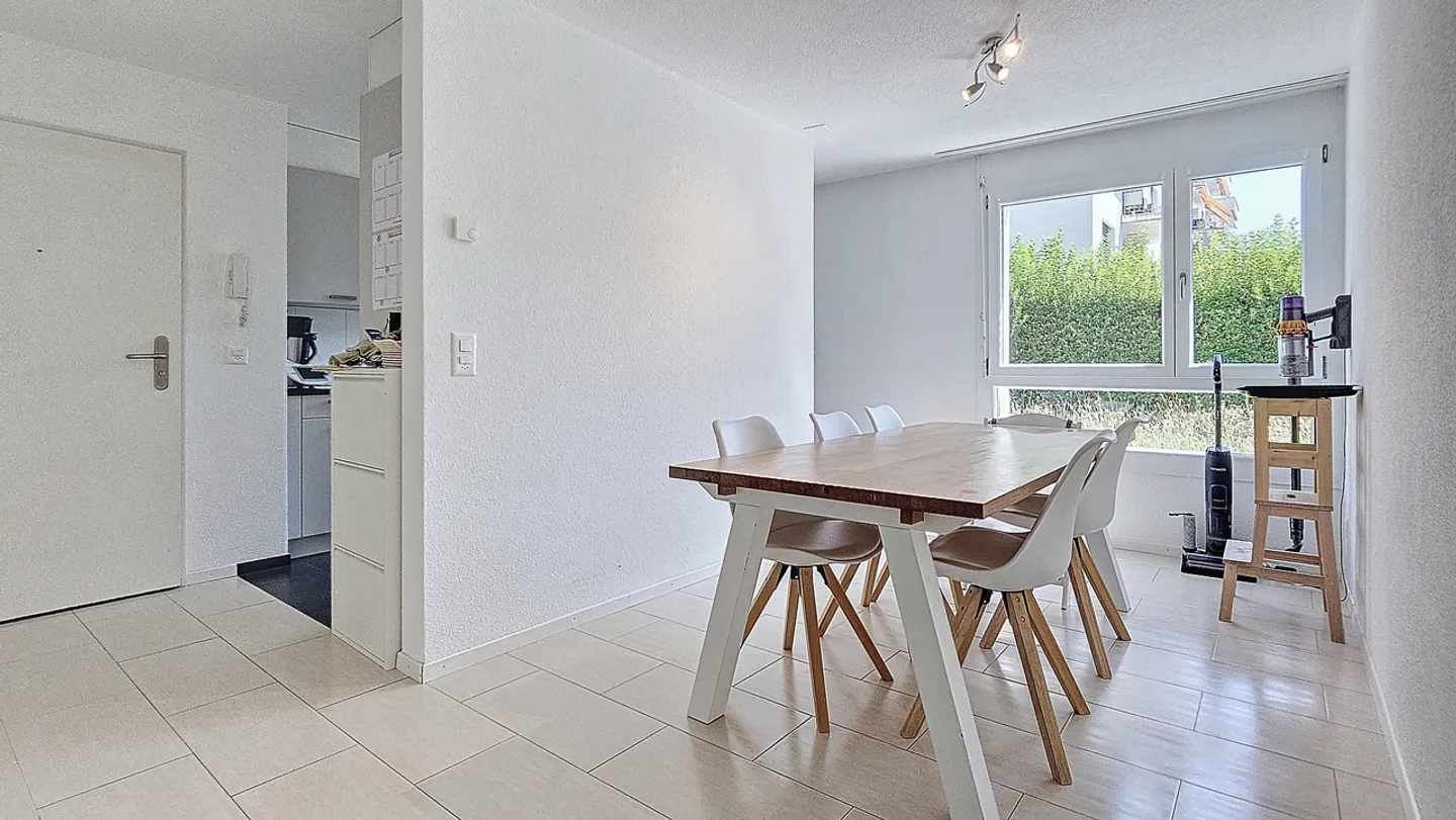 3.5 Room Apartment (83 m2) with Terrace / Garden in Avenches / VD - Photo 5 of 14