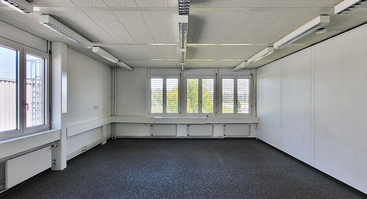 Move in and get started - 62 m² office space in Schafisheim! - Photo 5 of 8