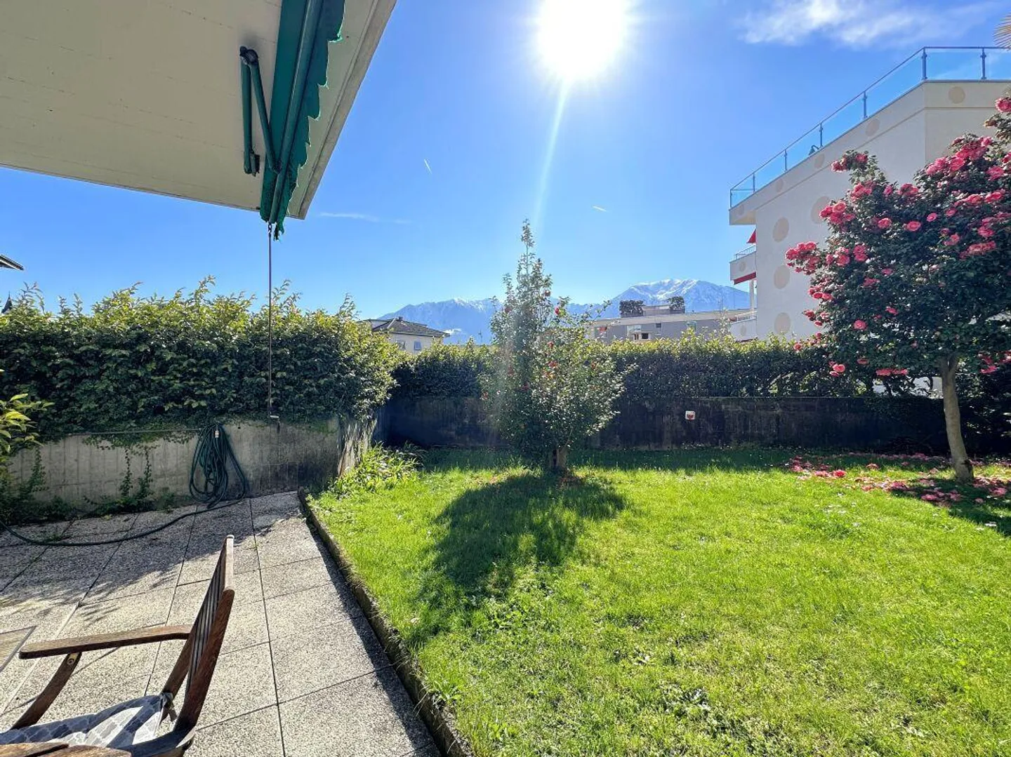 Un pezzo di paradiso nel cuore di Muralto – Appartamento 3.5 locali con giardino - Foto 1 di 11