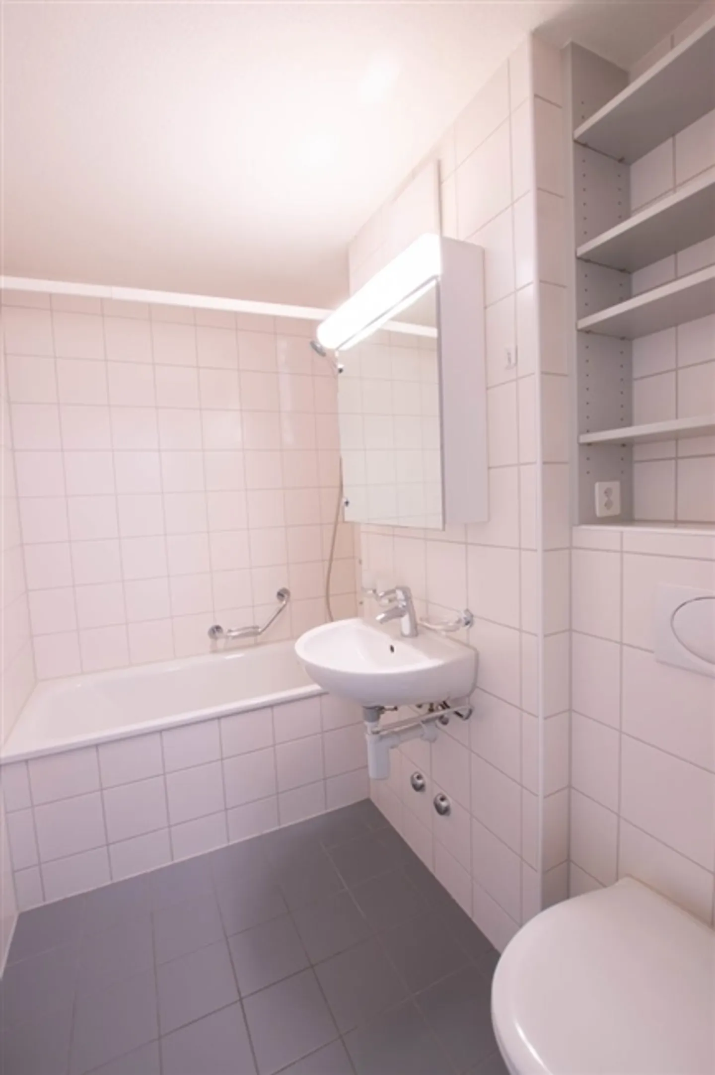 Charmante Wohnung mit Balkon - Foto 5 von 8