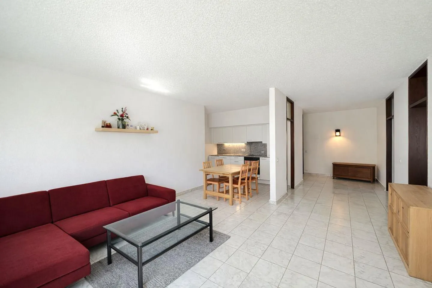 Un pezzo di paradiso nel cuore di Muralto – Appartamento 3.5 locali con giardino - Foto 5 di 11