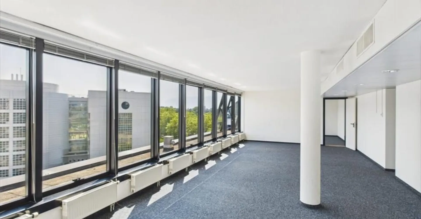 Spazio ufficio in affitto - Foto 3 di 7