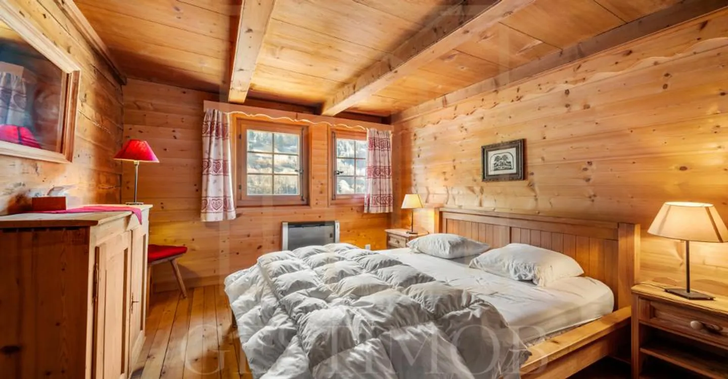Calma e viste libere – Chalet autentico e grande potenziale - Foto 9 di 12