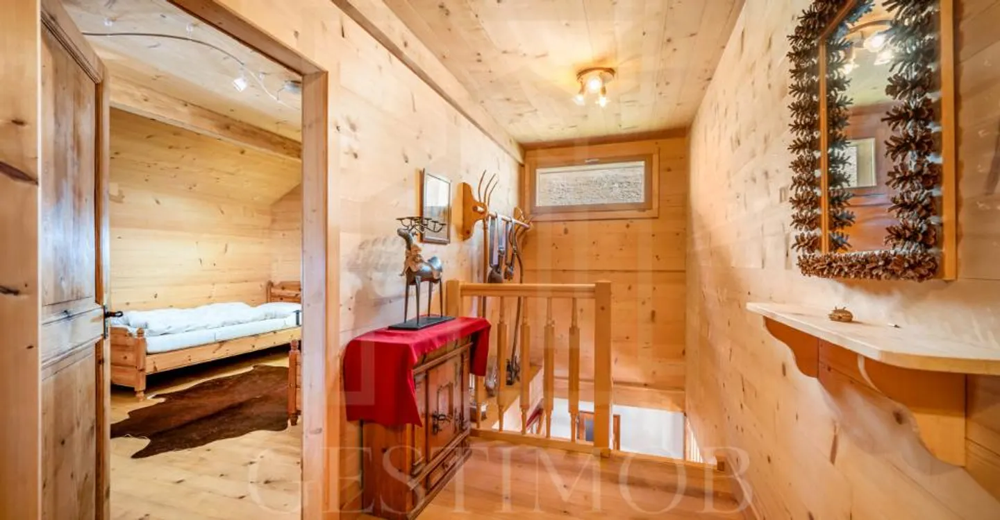 Calma e viste libere – Chalet autentico e grande potenziale - Foto 12 di 12