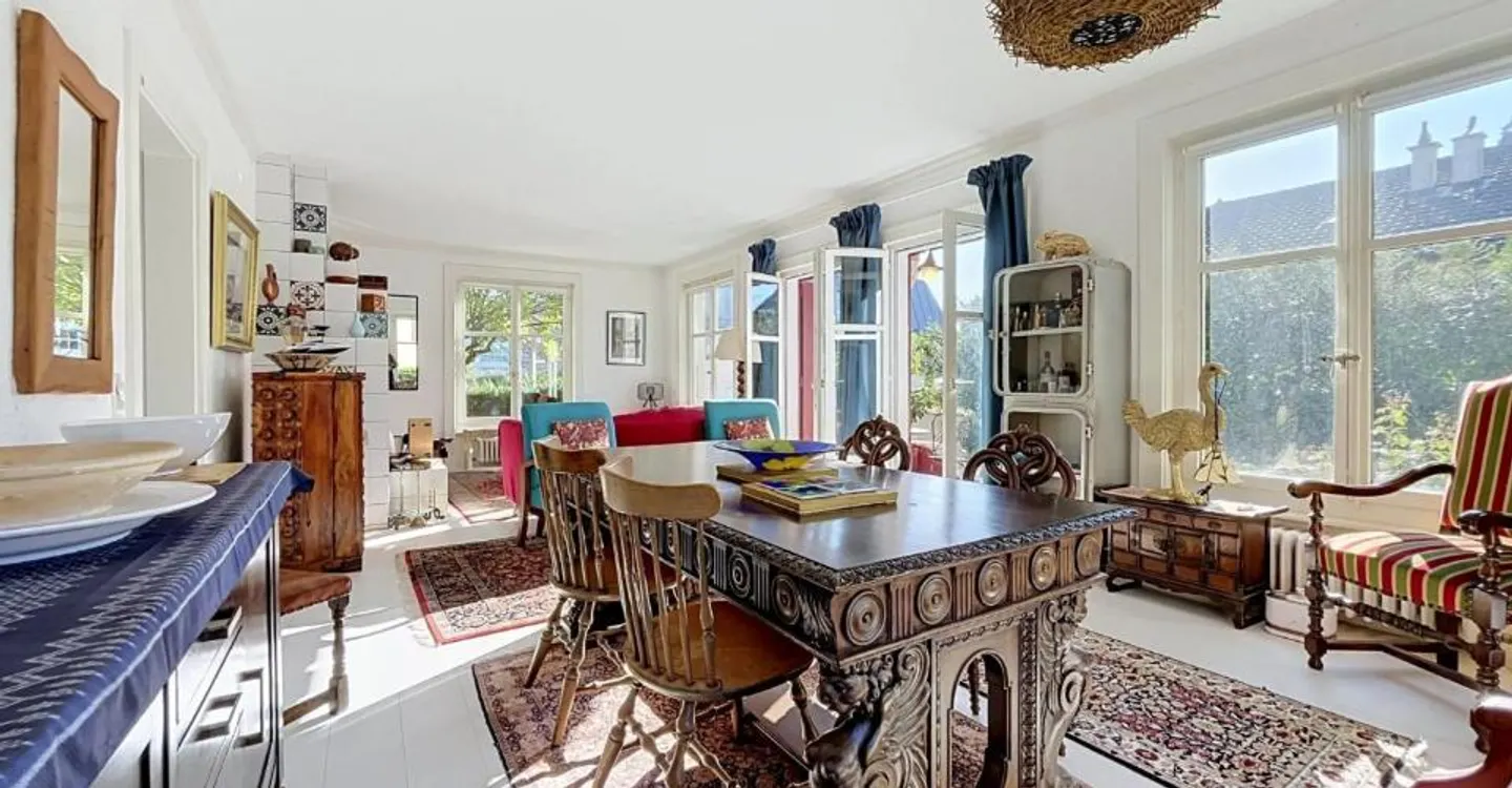 Detached house in the heart of Nyon - Photo 1 of 13