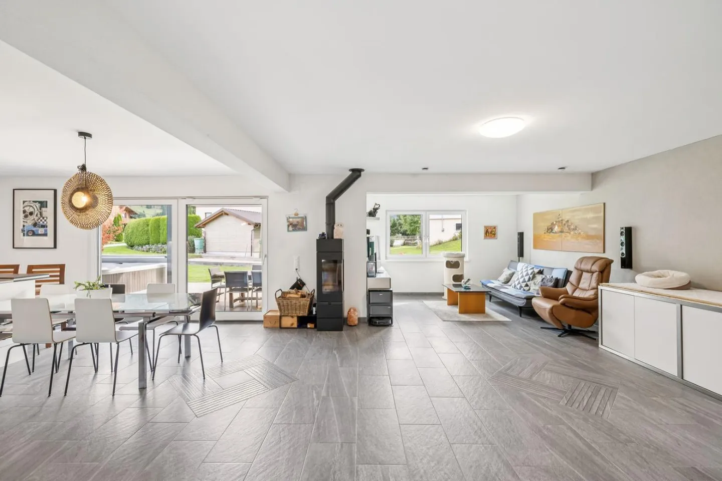 Maison individuelle Minergie AAA lumineuse avec vue dégagée - Photo 5 sur 13