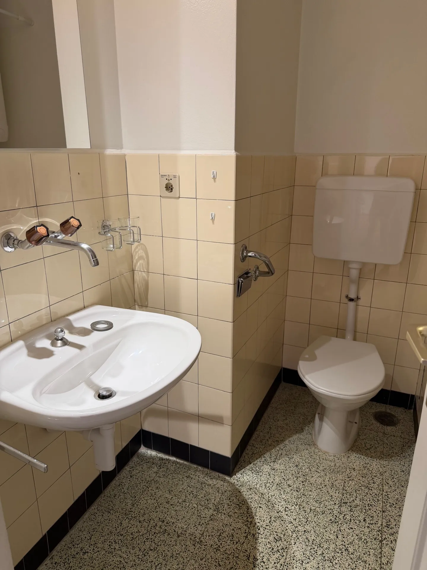 Appartamento Incantevole con Balcone - Foto 5 di 5