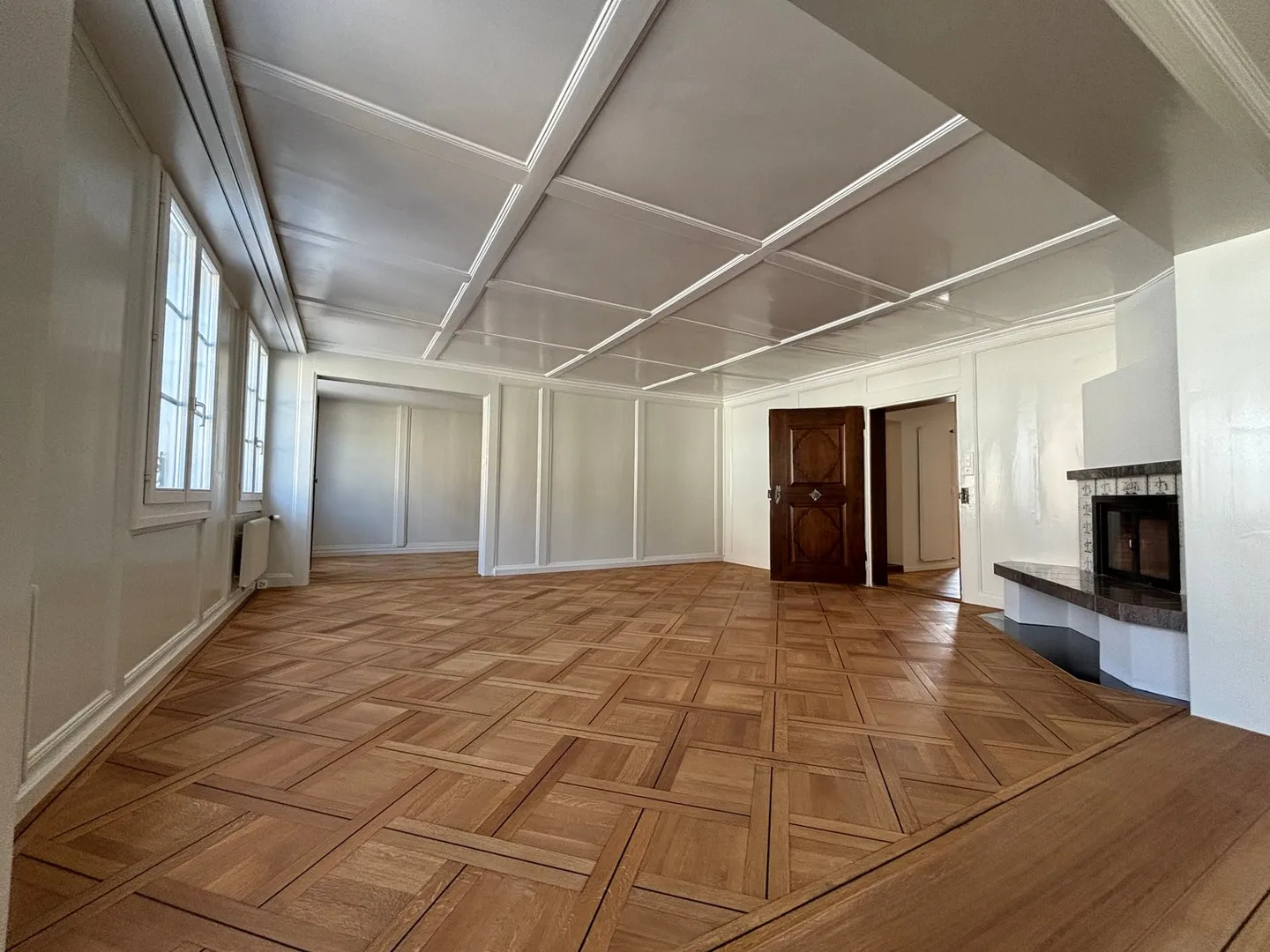 Charming 3.5-room apartment with balcony and fireplace in Beromünster - Photo 5 of 7