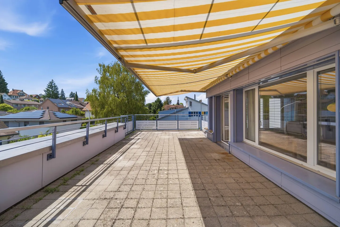 Condo for sale in Kreuzlingen, Switzerland - Photo 4 of 5