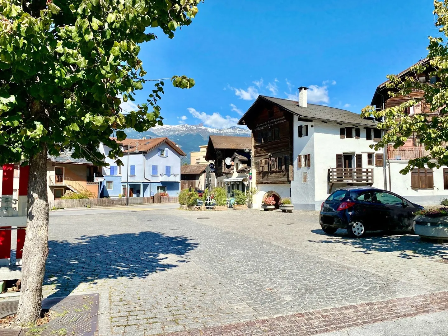 «Prächtiges historisches Gebäude mit zwei Wohnungen im Zentrum» - Foto 25 von 27