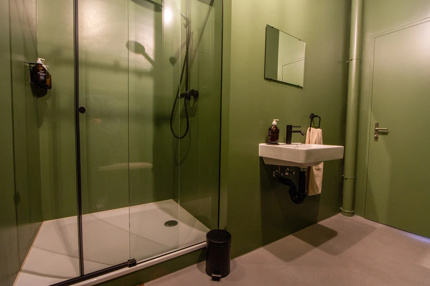 Versatile Office Space in Sutz - Photo 5 of 8