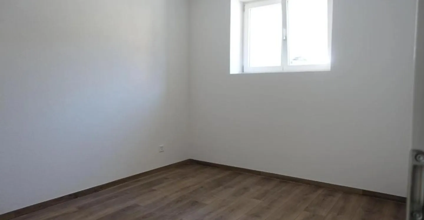 Appartement Moderne en Rez-de-Chaussée - Photo 8 sur 10