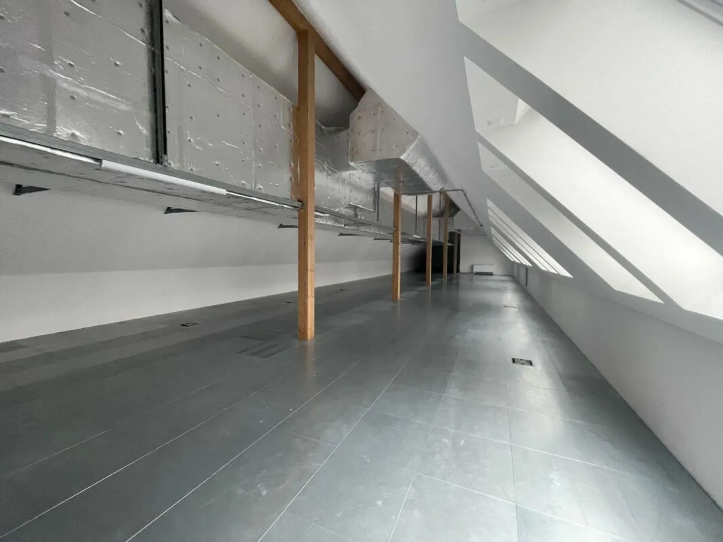 Büro- und Lagerräume «Im Fokus» auf 258 m² / 5. Obergeschoss - Foto 1 von 11