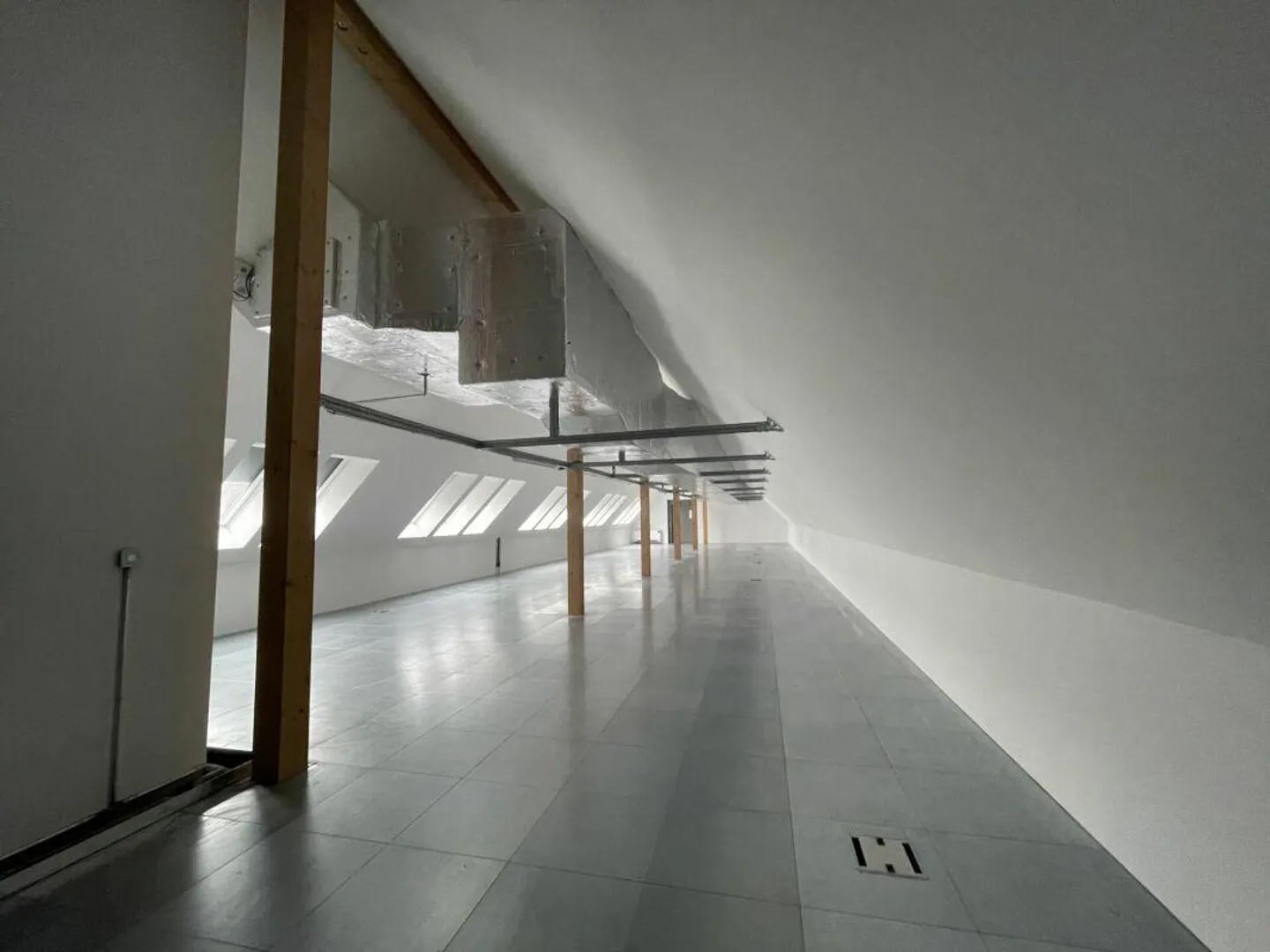 Büro- und Lagerräume «Im Fokus» auf 258 m² / 5. Obergeschoss - Foto 4 von 11