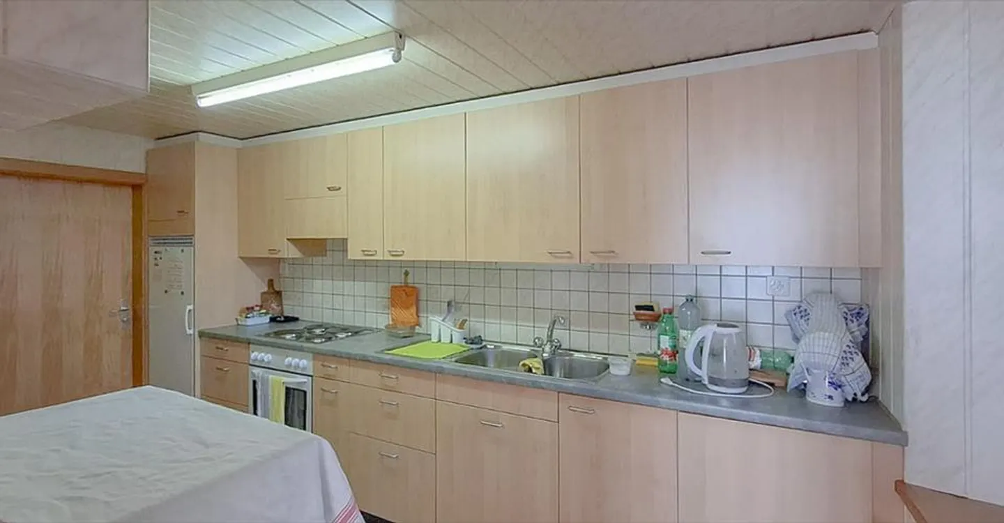 Gebäude für Investoren, Volumen von 1.663 m2 Nahe den Annehmlichkeiten - Foto 9 von 10