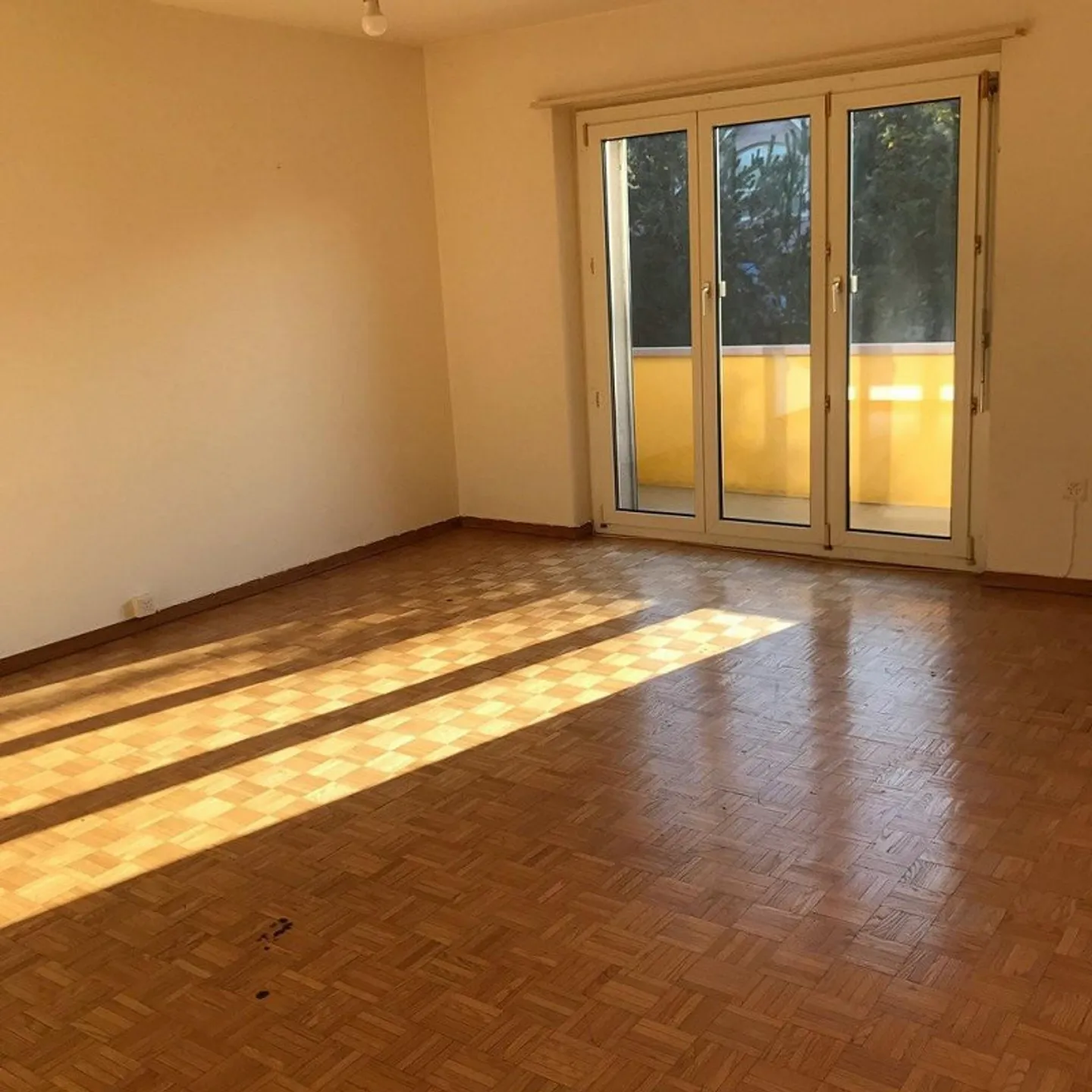 Appartamento centrale di 3.0 stanze a Dietikon - Foto 3 di 4