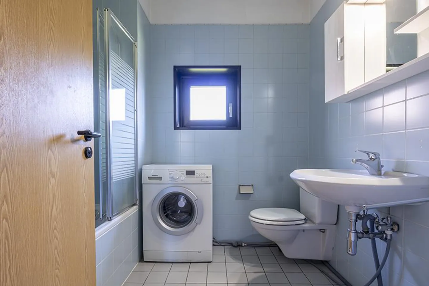 APPARTEMENT MEUBLE 3.5 PIECES CONFORTABLE A BALERNA - Photo 10 sur 11