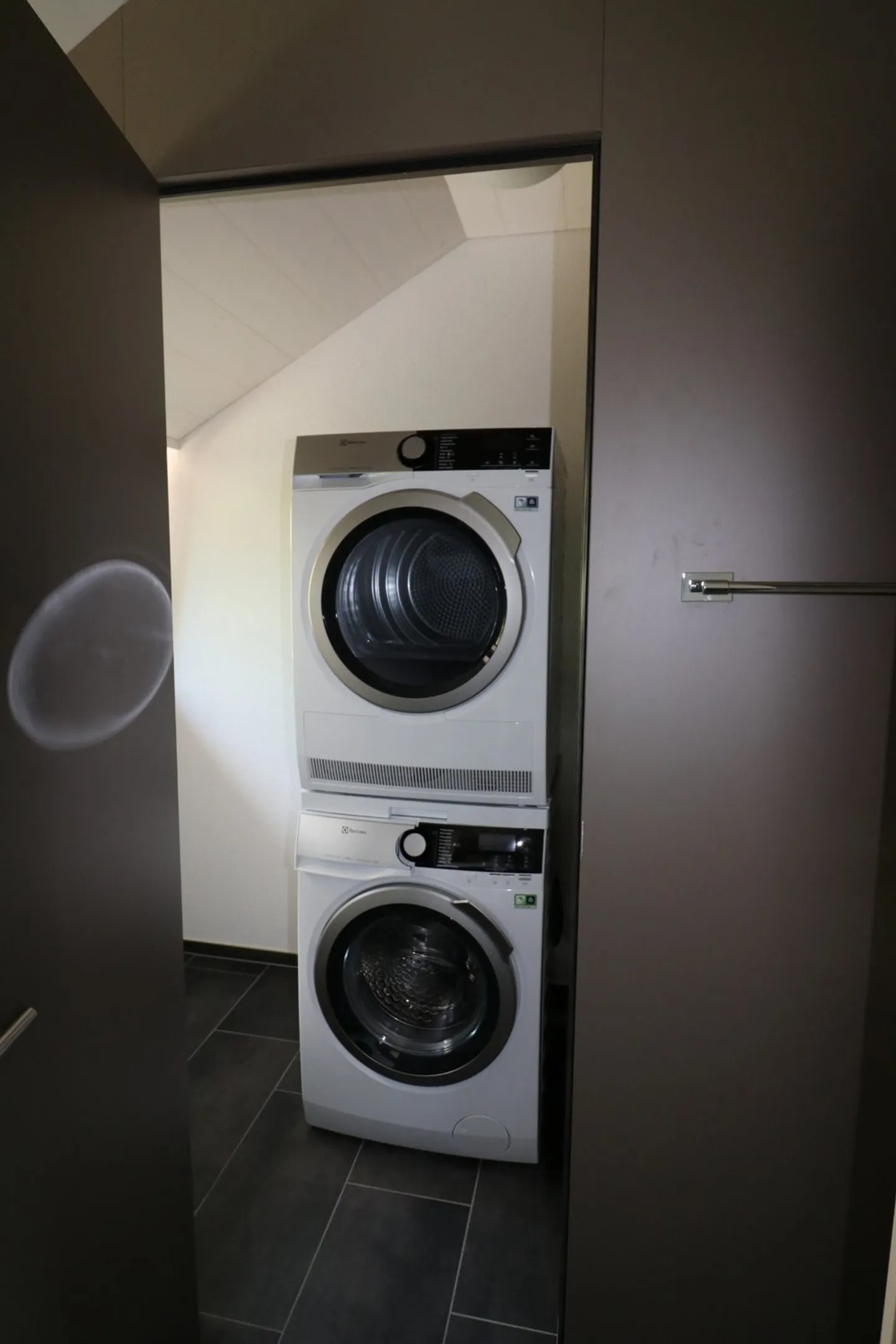 Appartement moderne 3,5 pièces dans un emplacement idyllique - Photo 11 sur 12