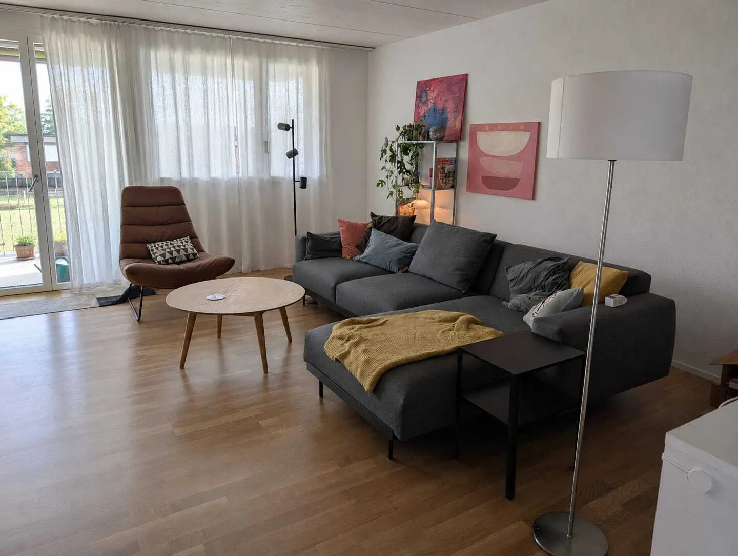 Family-Friendly Apartment in Bern - Photo 1 of 10