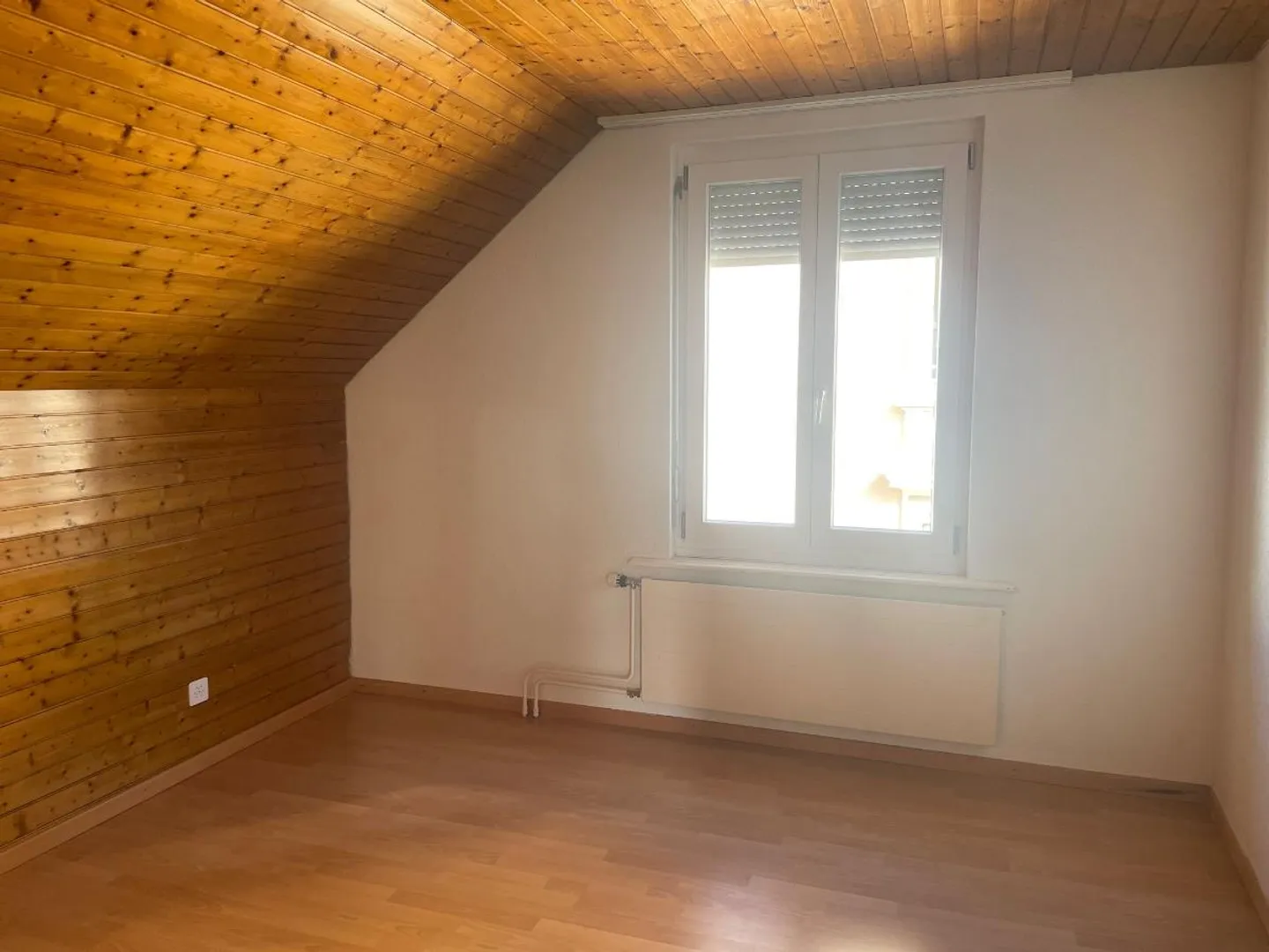 3.5 Room Apartment - Photo 5 of 5