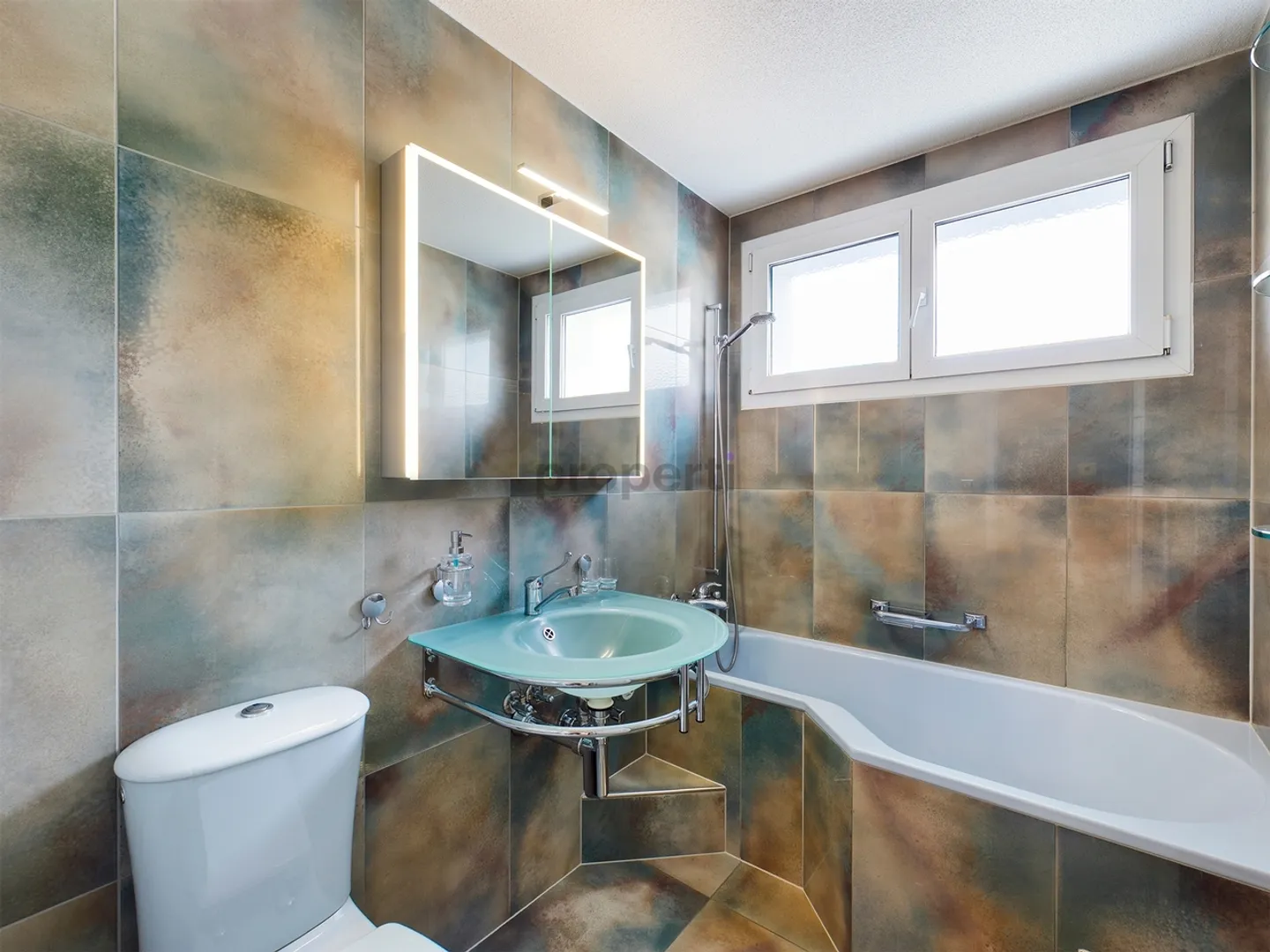 MAISON RÊVÉE AVEC EXPANSION MODERNE ET ESPACE VERT - Photo 10 sur 13