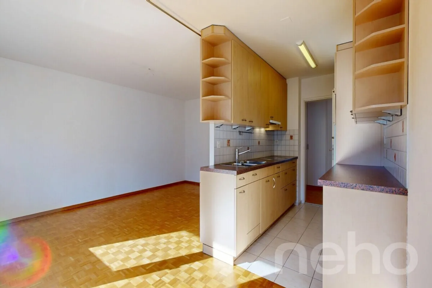 Appartement lumineux de 4,5 pièces avec ascenseur et balcon - Photo 5 sur 12