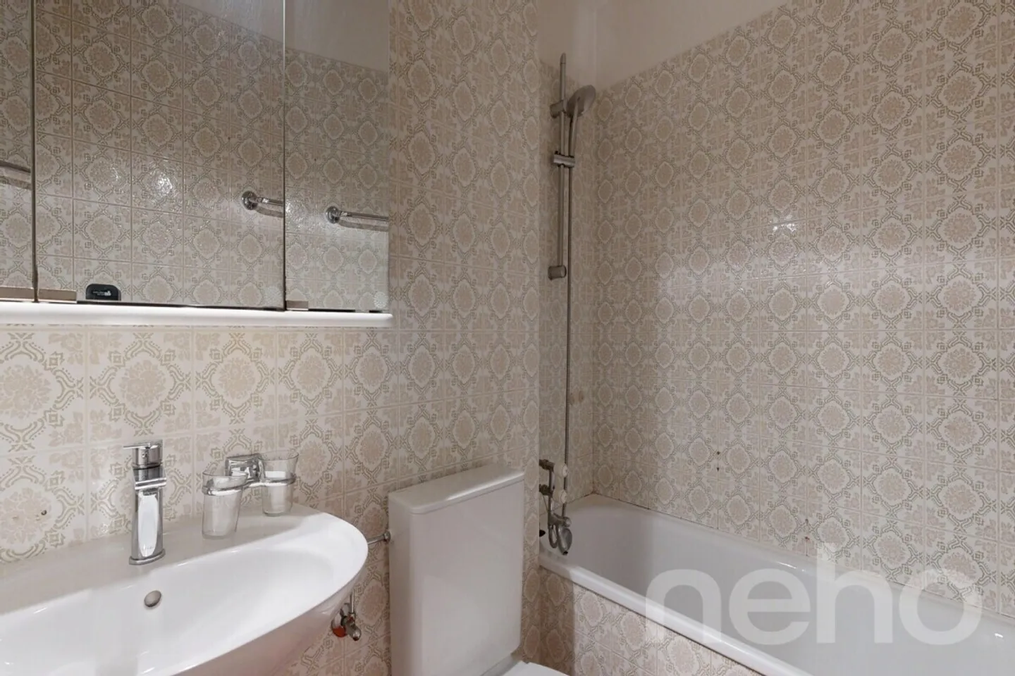 Appartement lumineux de 4,5 pièces avec ascenseur et balcon - Photo 9 sur 12