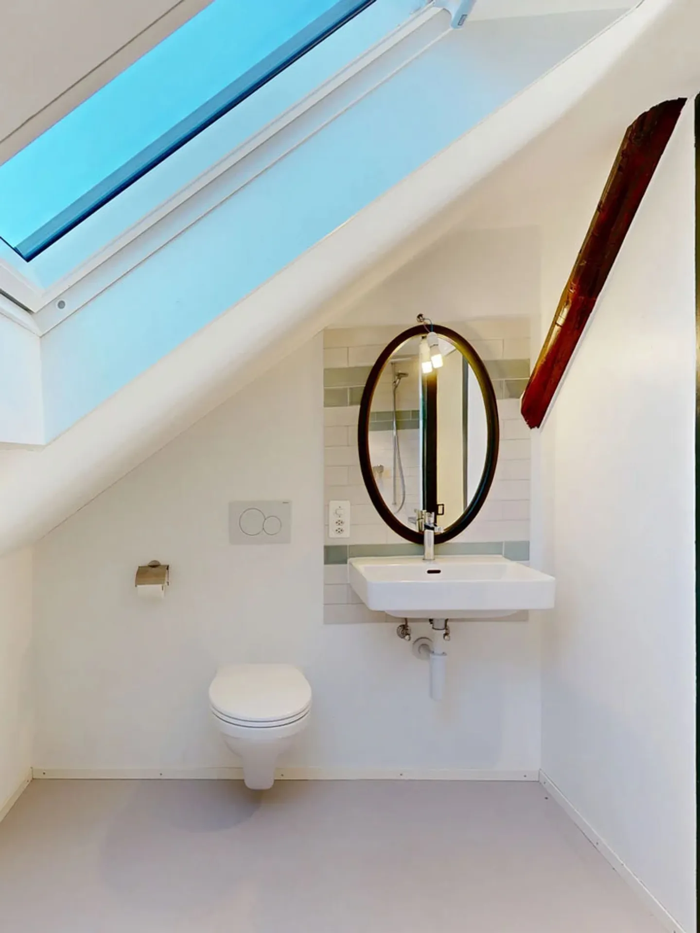 Renovated 3.5-room maisonette apartment with a lot of charm - Photo 6 of 15