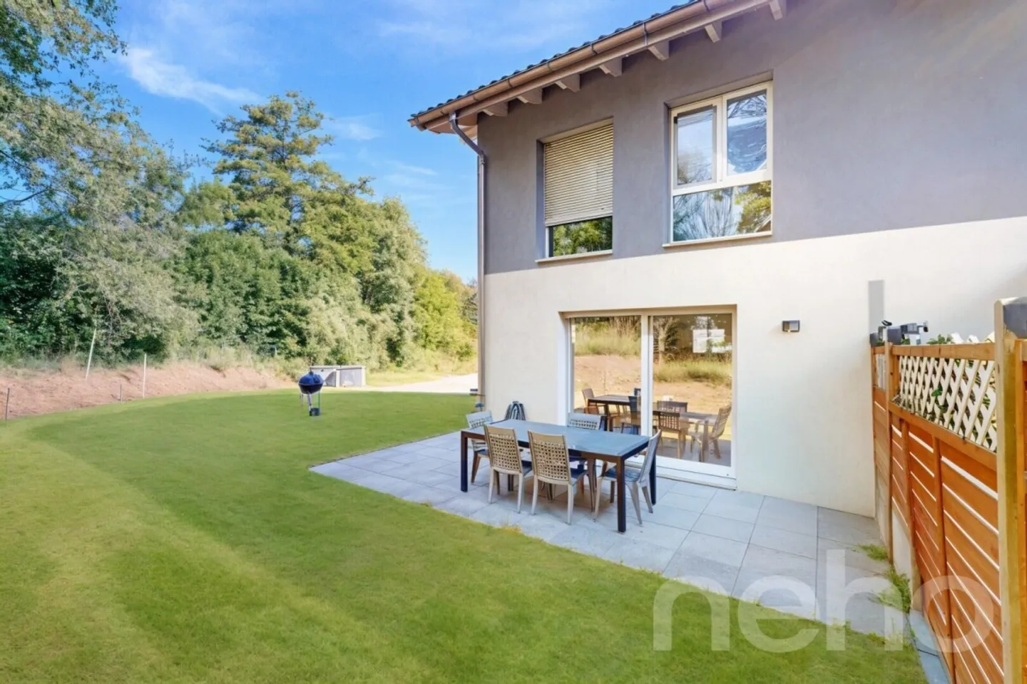 Stepped house for sale - Photo 3 of 11