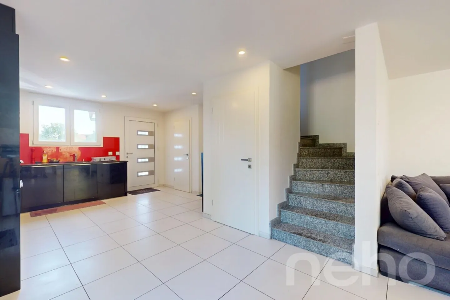 Stepped house for sale - Photo 5 of 11