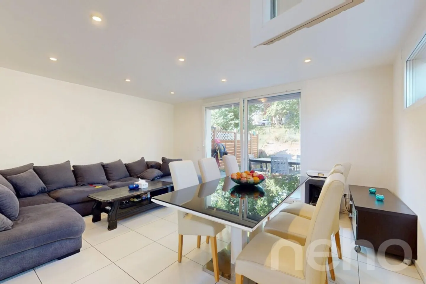 Stepped house for sale - Photo 1 of 11