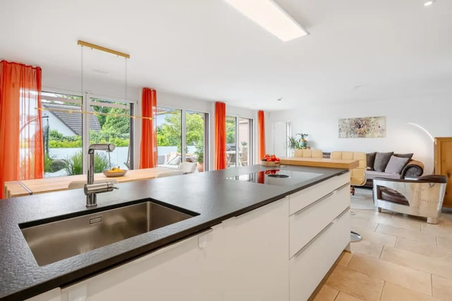 Apartment for rent - Photo 4 of 9