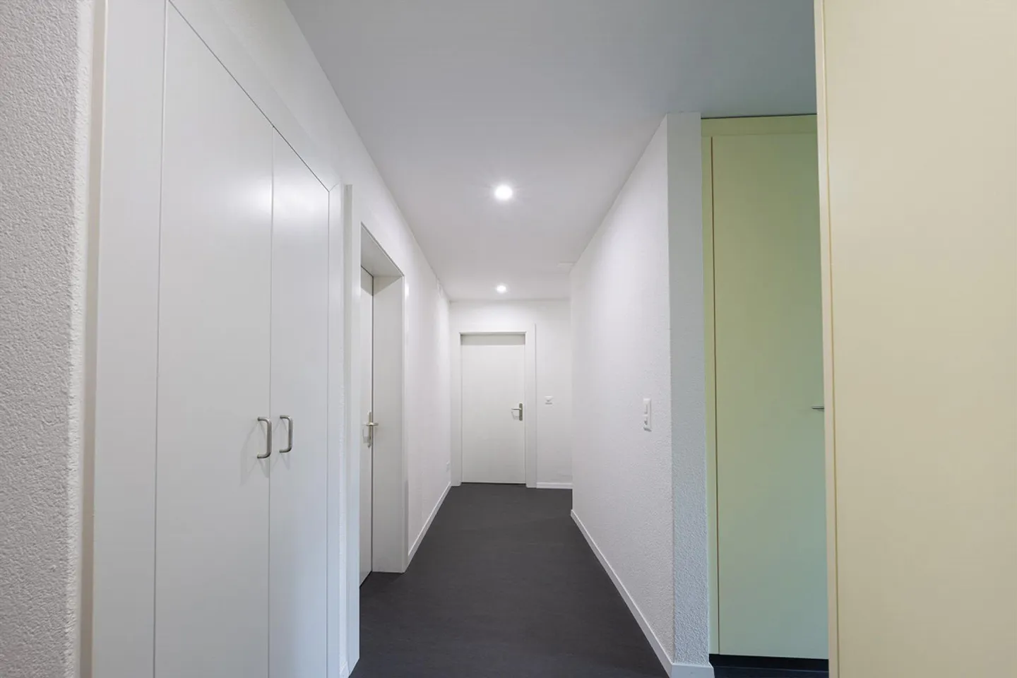 Helle 4.5 Zimmer Wohnung - Foto 3 von 7