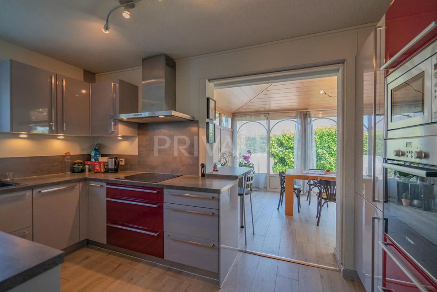 Belle maison mitoyenne avec faîte et jardin sud - Photo 5 sur 11