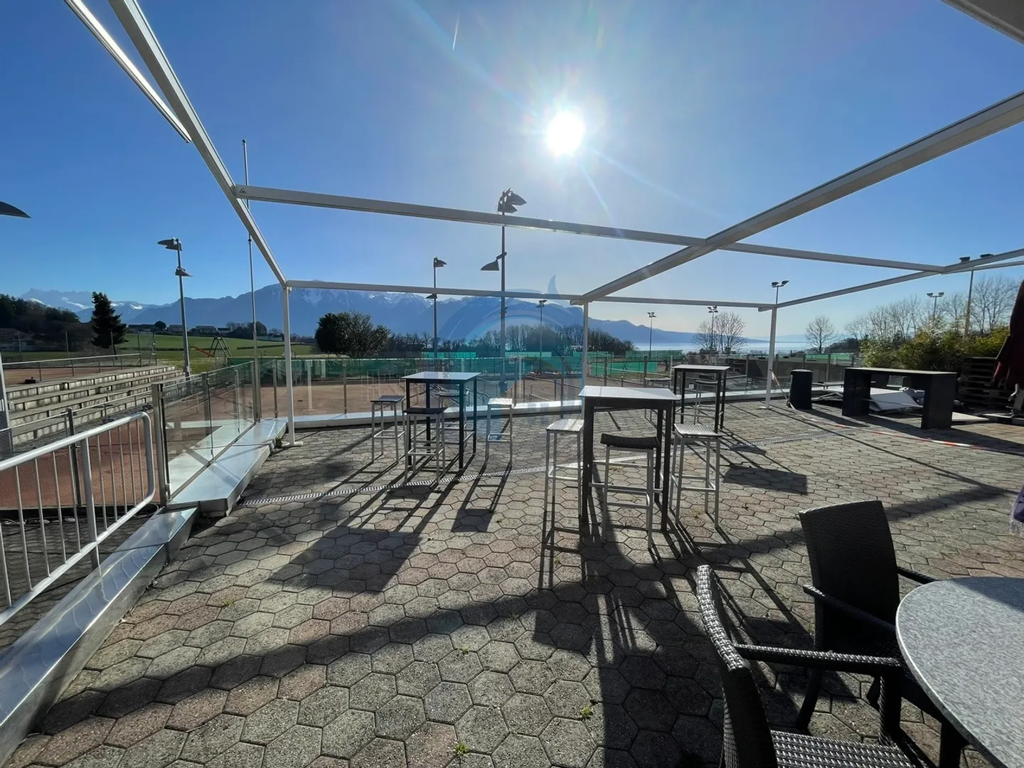 OPPORTUNITÀ DA COGLIERE: LOCALE COMMERCIALE/RISTORANTE IN AFFITTO A ST-LÉGIER - Foto 6 di 8