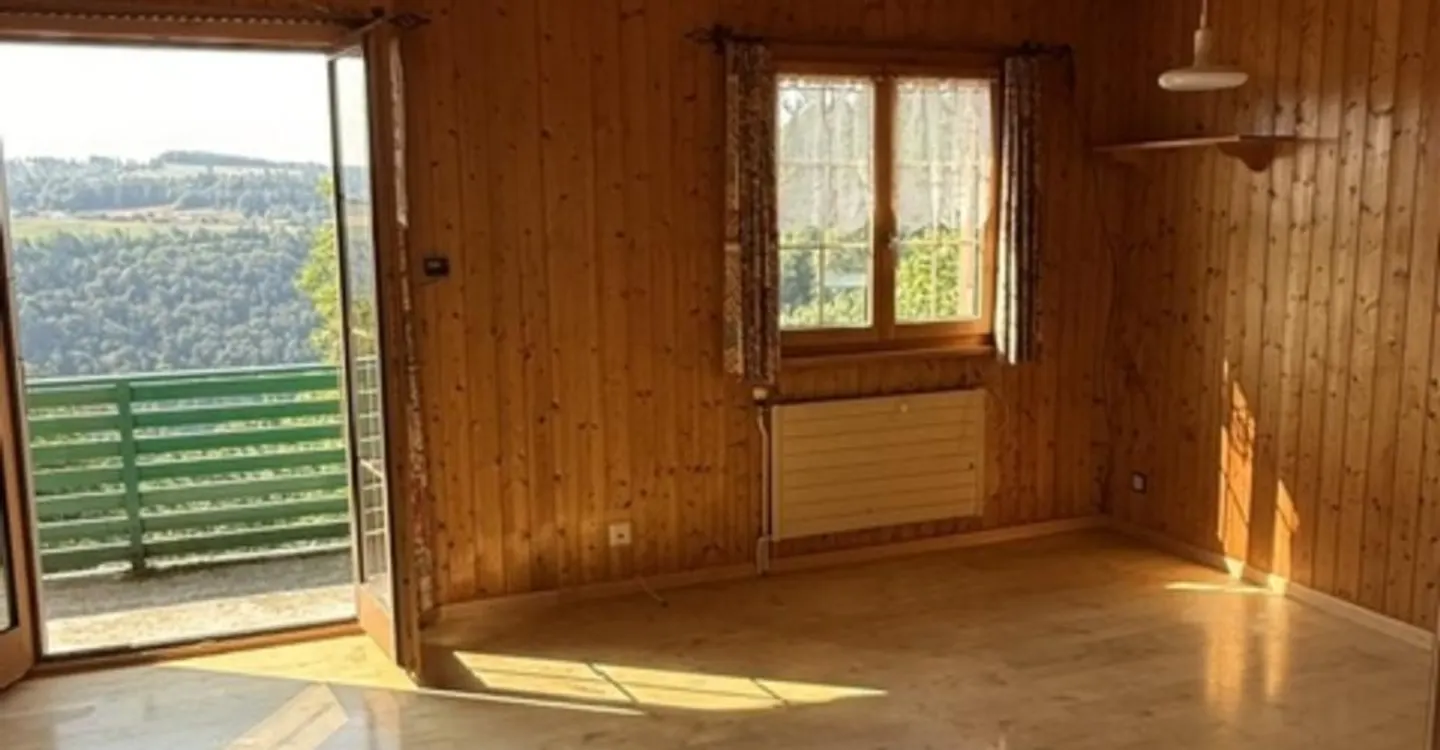 Chalet - Photo 2 of 10