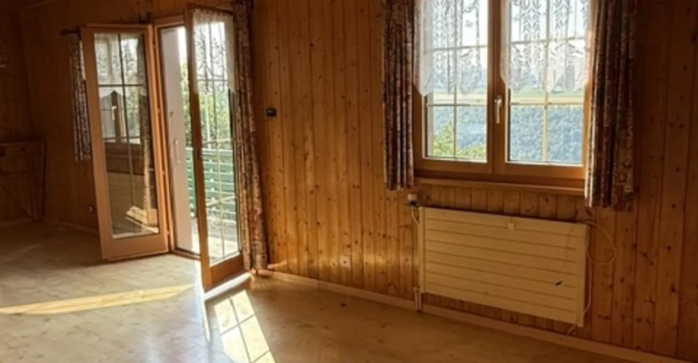 Chalet - Photo 3 of 10