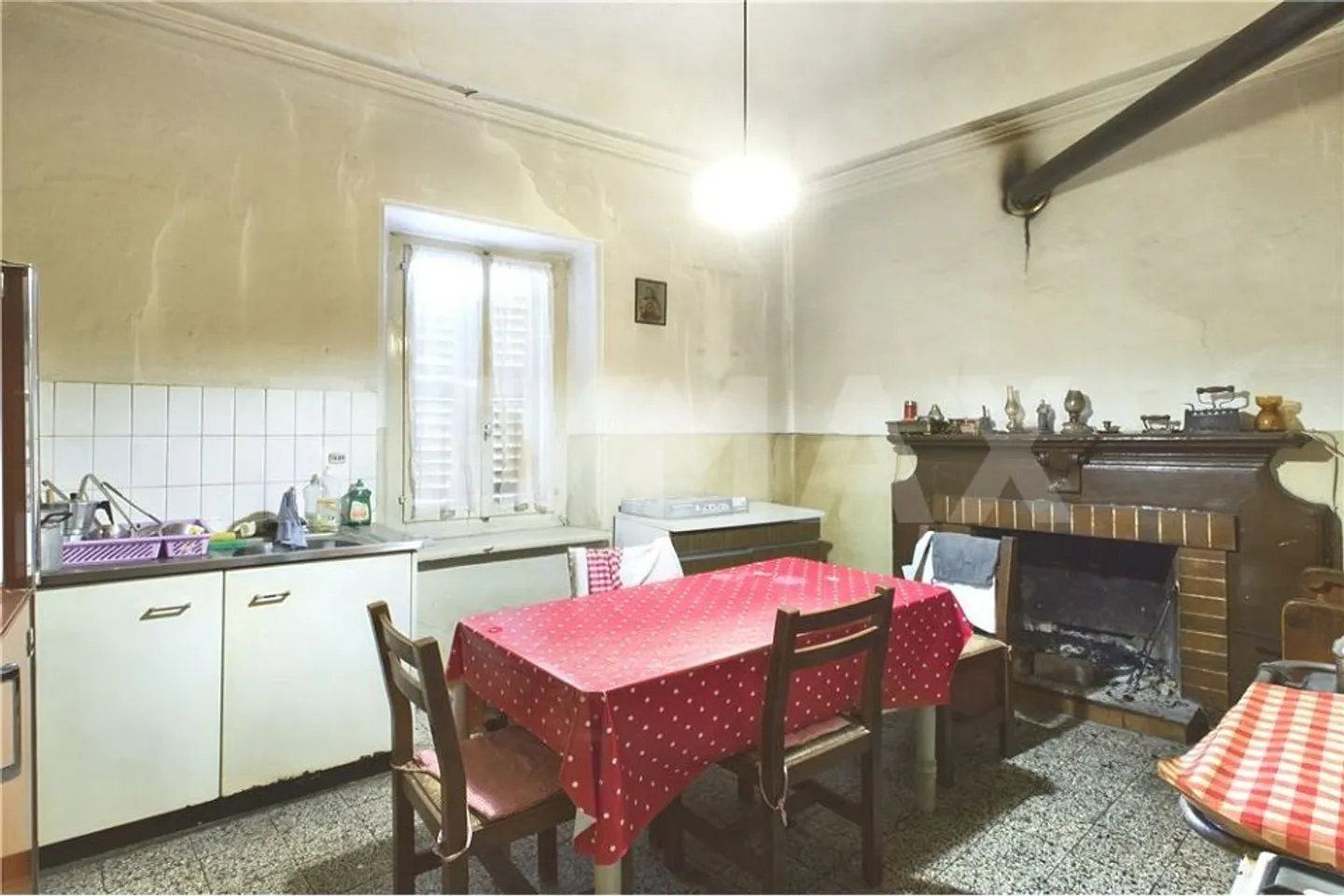 Charmantes Renovierungsprojekt - Foto 2 von 5