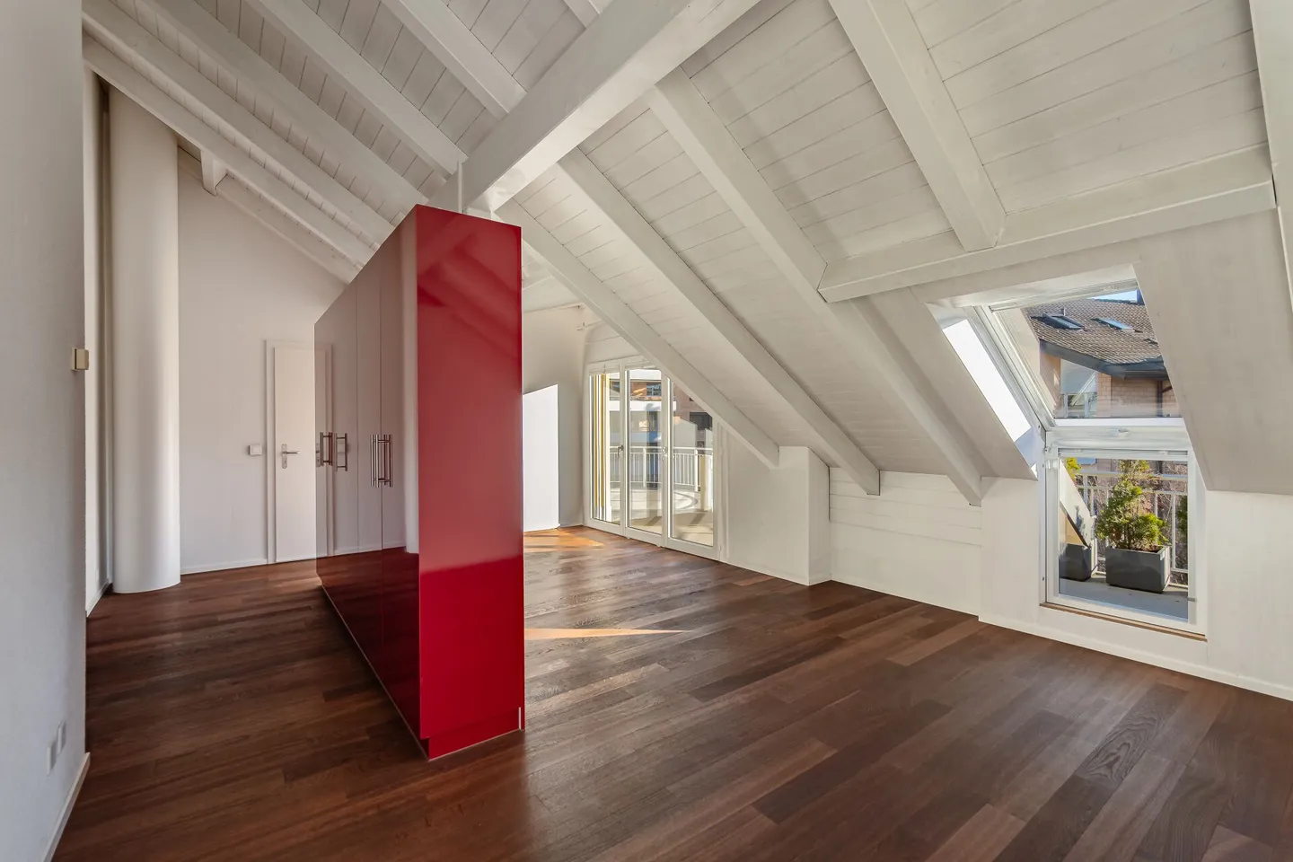 Spacious 7 1/2-room maisonette apartment in Cham - Photo 9 of 23