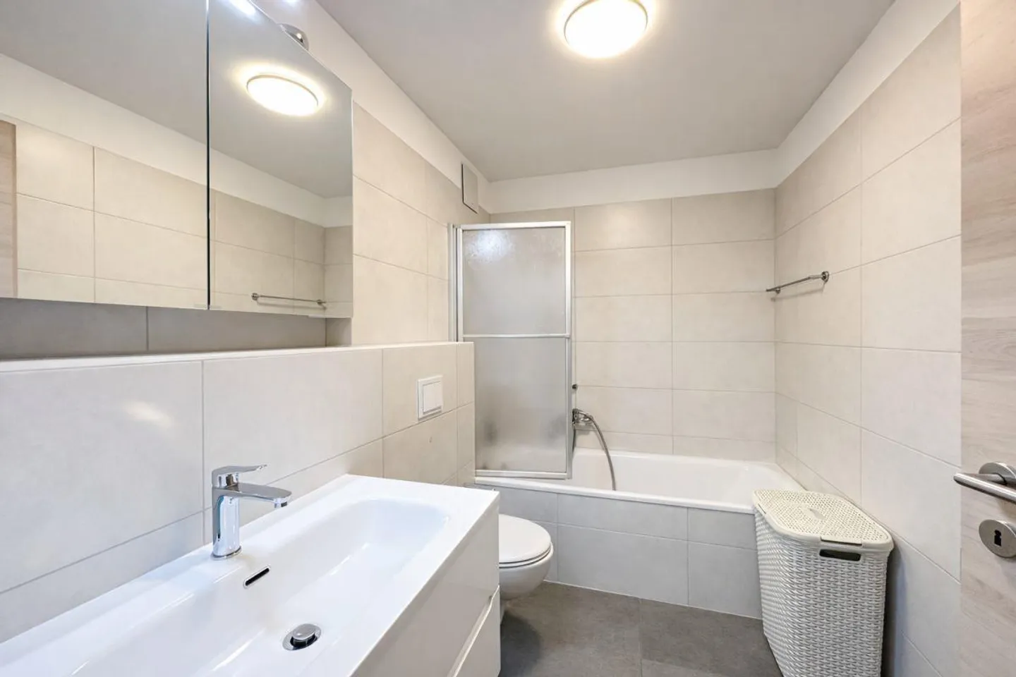 Bellissimo appartamento di 4,5 stanze: un appartamento con il comfort di una casa! - Foto 8 di 12