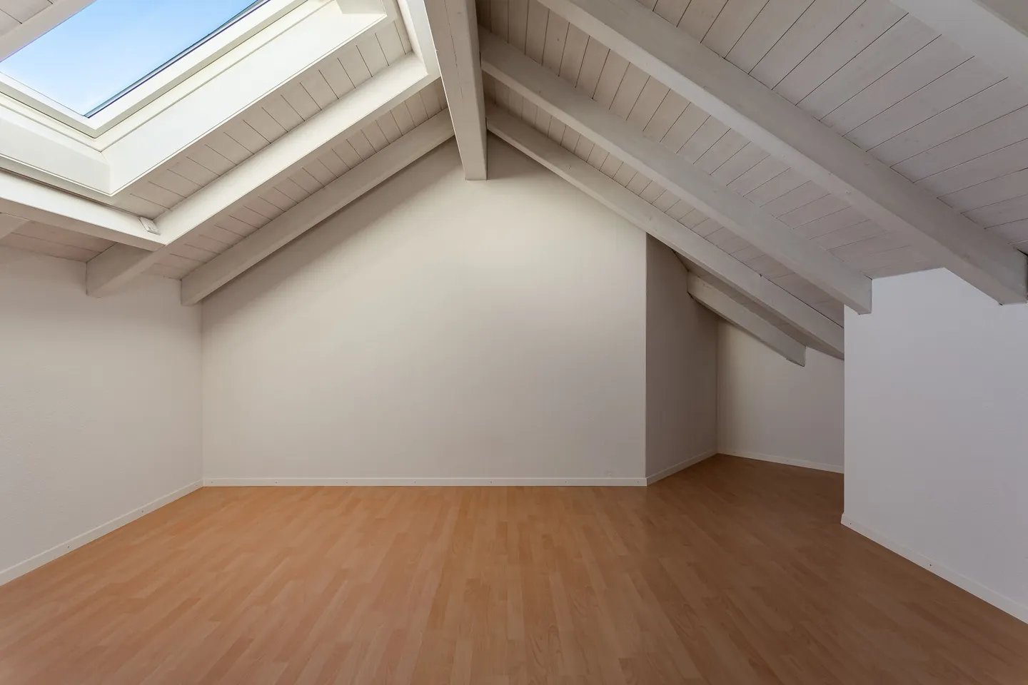 Spacious 7 1/2-room maisonette apartment in Cham - Photo 16 of 23