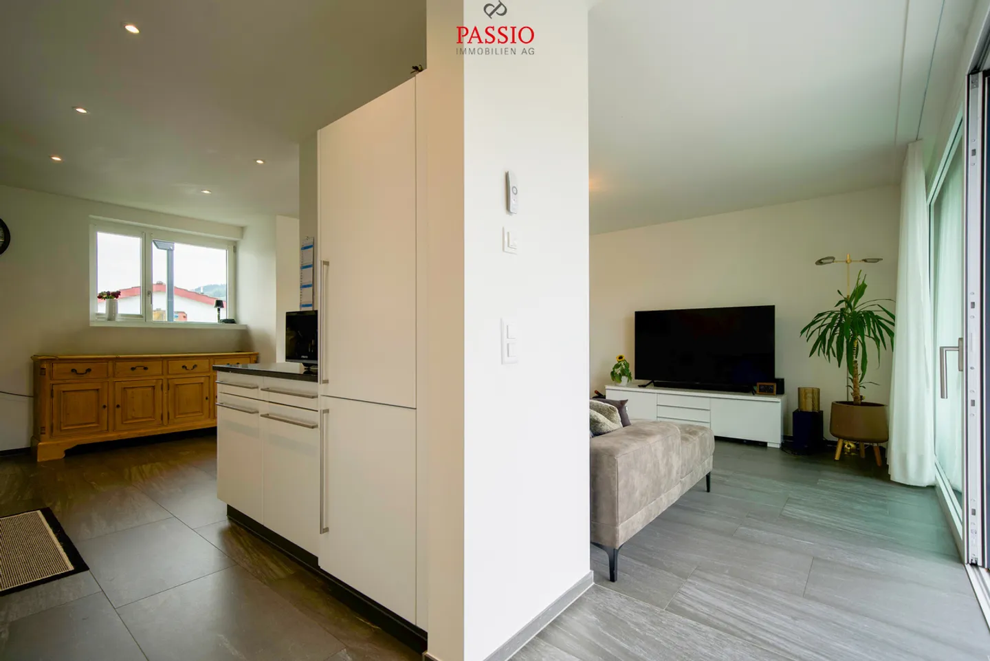 Rêve de penthouse de 4,5 pièces avec grande terrasse - Photo 5 sur 25